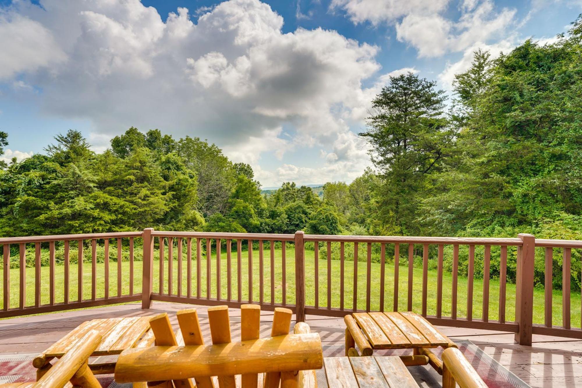 Luxury Log Cabin With Ev Charger And Mtn Views! Blairstown Exteriör bild