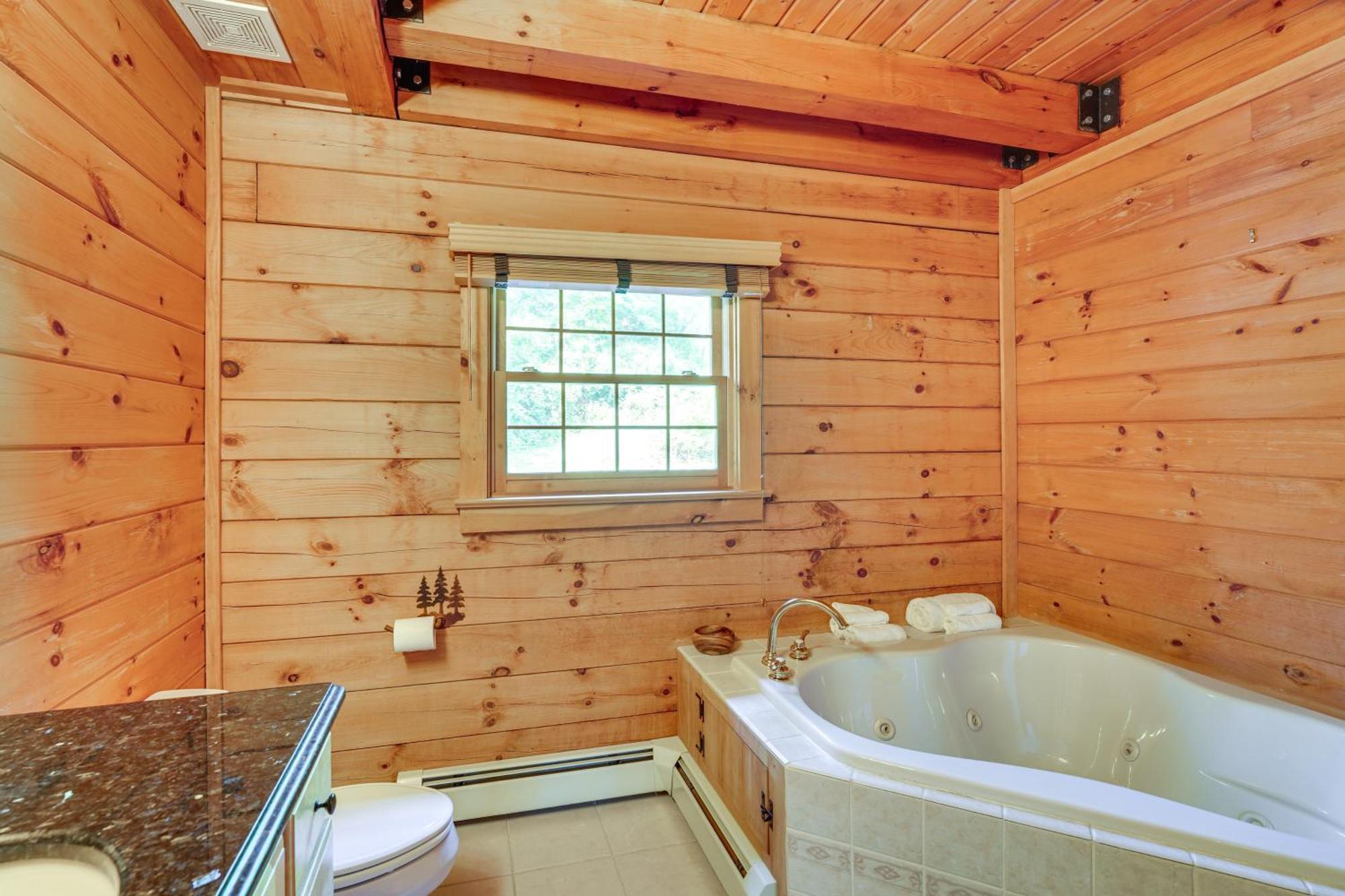 Luxury Log Cabin With Ev Charger And Mtn Views! Blairstown Exteriör bild